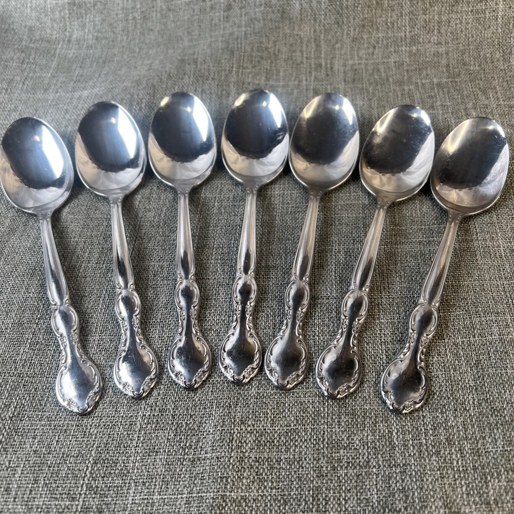 7 - Wm Rogers & Son  ROYAL MANOR  6" Teaspoons Stainless